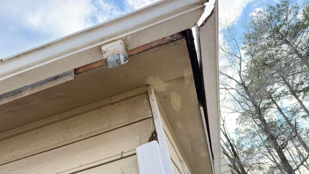 Professional Gutter Maintenance and Repair